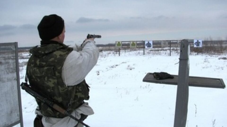 Силовики оперативного командования "Север" провели зимнюю тренировку. Фоторепортаж