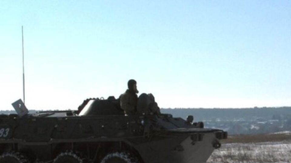 Обстрелы на Донбассе не прекратились