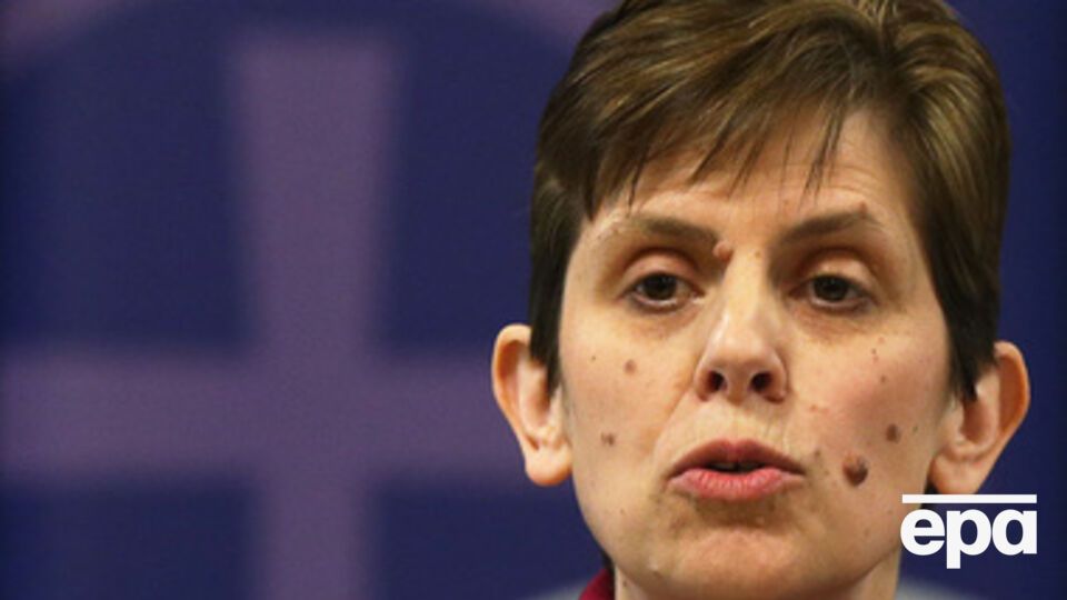 Лейн была одной из первых англичанок, исполняющих обязанности священника