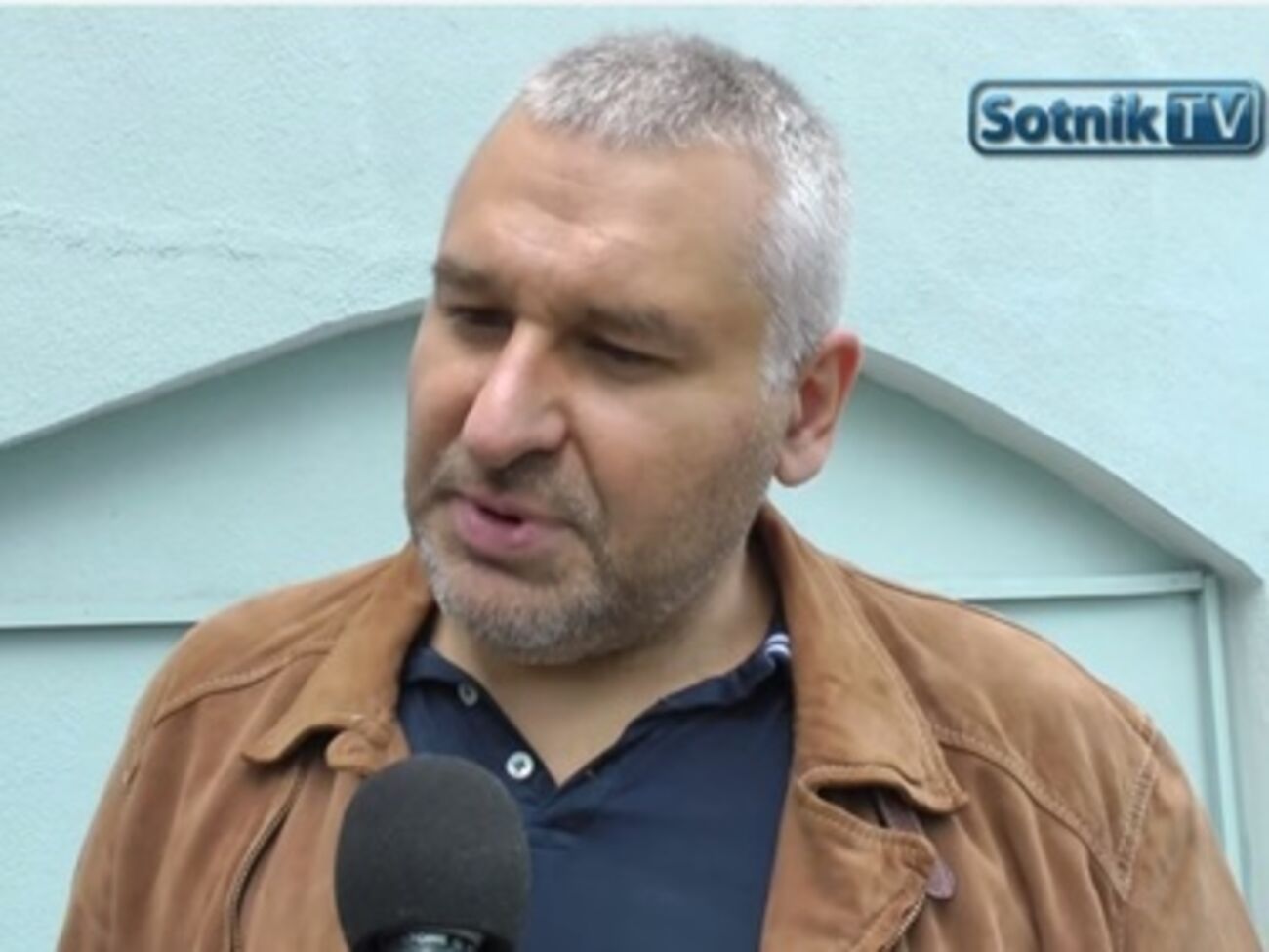 Марк Фейгин сообщил, что украинские военные, которых перевезли в Россию, были взяты в плен в Иловайске