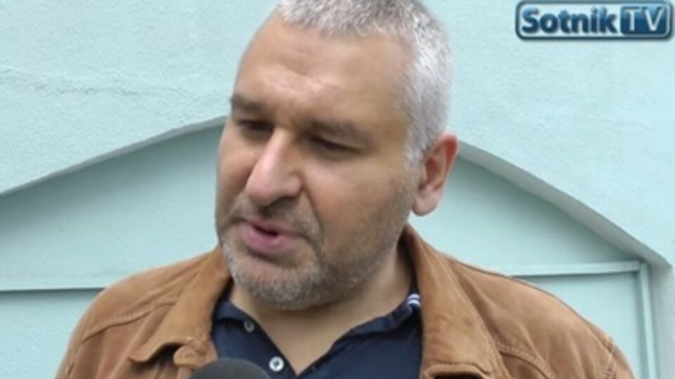 Марк Фейгин сообщил, что украинские военные, которых перевезли в Россию, были взяты в плен в Иловайске