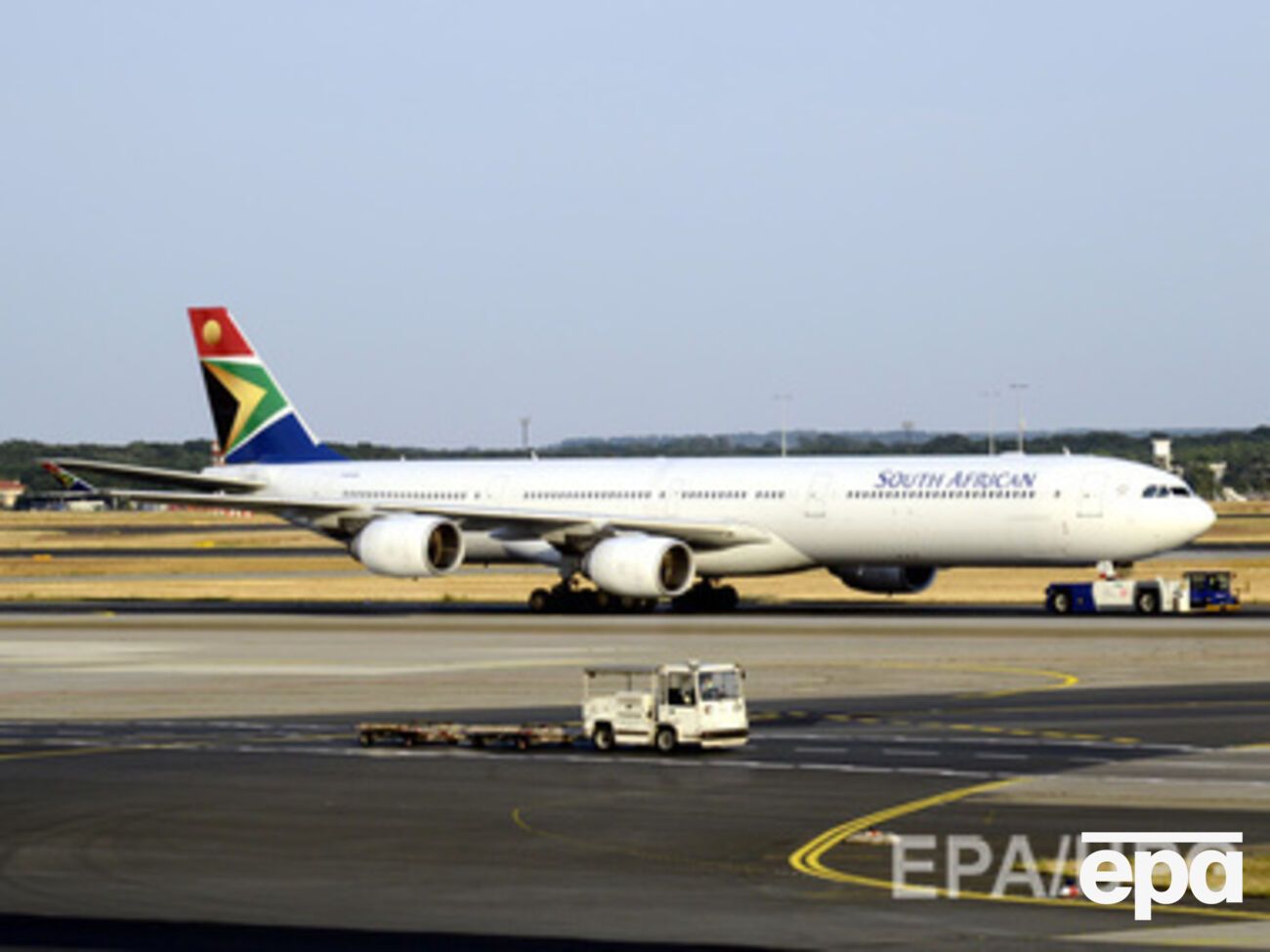 Членов экипажа самолета Airbus A-300 задержали в городе Гадамес