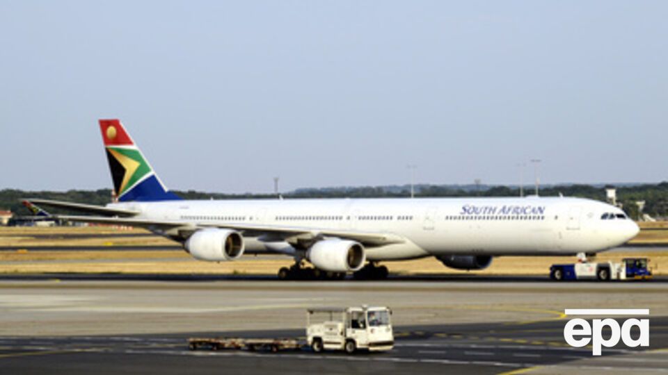 Членов экипажа самолета Airbus A-300 задержали в городе Гадамес