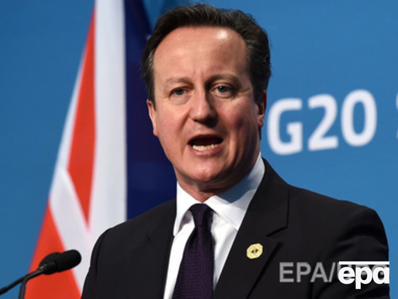 Кэмерон заявил, что Россия игнорирует нормы международного права