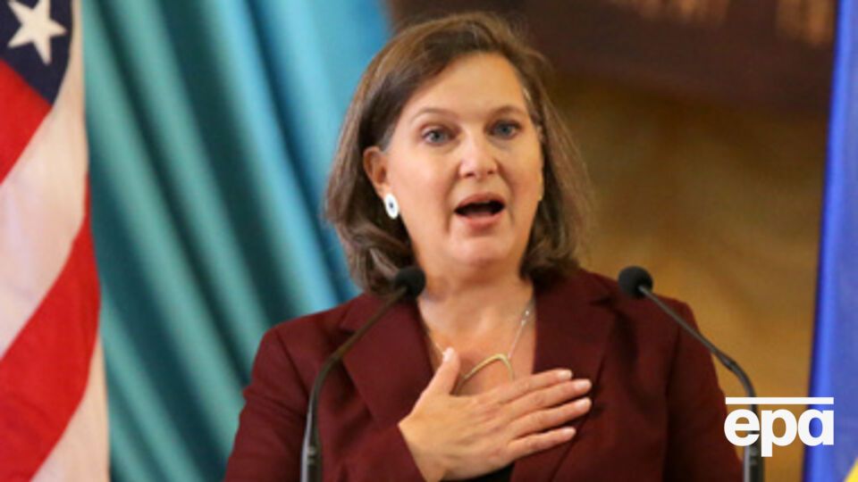 Вашингтон не скрывает информацию и выступает за прозрачное расследование авиакатастрофы, подчеркнула Нуланд