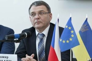 Об этом министр сообщил во время пресс-конференции "Вышеградской четверки"