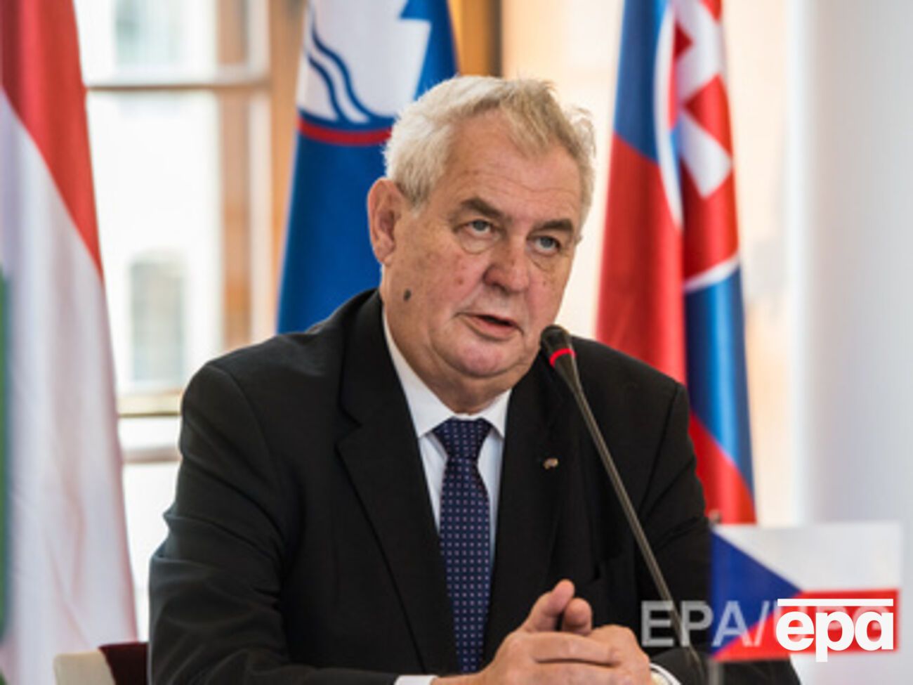 Во время пресс-конференции&nbsp;Земан&nbsp;снова назвал гражданской войной&nbsp;конфликт в Украине