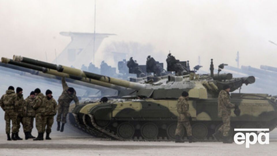 В штабе АТО сообщили, что украинские военные огонь по противнику не открывают