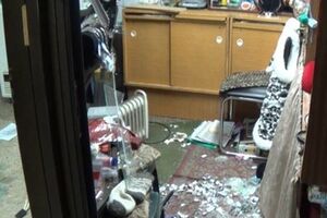В результате нападения никто из посетителей и продавцов торгового заведения не пострадал