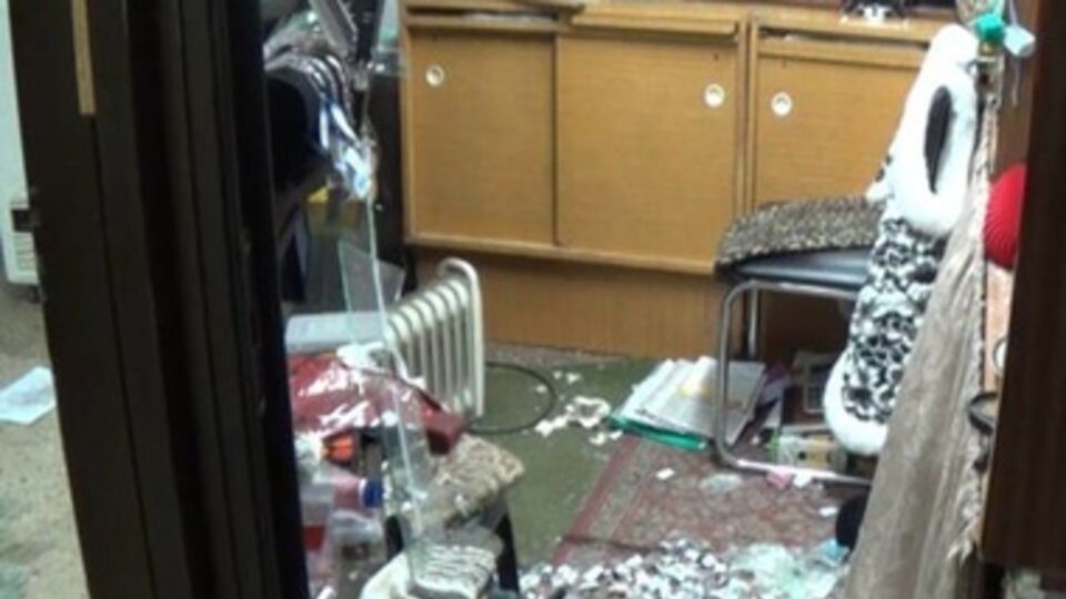 В результате нападения никто из посетителей и продавцов торгового заведения не пострадал