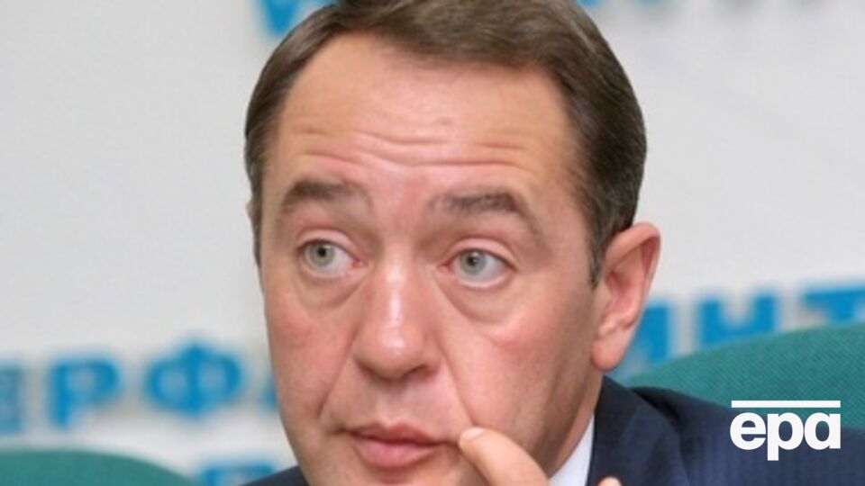 По данным Forbes, решение об увольнении Лесина принимал лично Путин