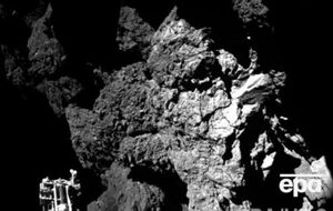 Перед отключением посадочного модуля из-за истощения его батарей 15 ноября аппарат успел отправить несколько важных изображений кометы