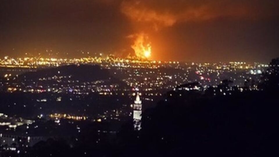 В городе Ричмонд, штат Калифорния, в четверг произошло возгорание на одном из крупнейших в США нефтеперерабатывающих заводов