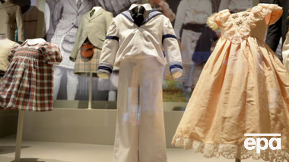 В результате девальвации рубля у продавцов одежды может не хватить денег на оплату новых коллекций