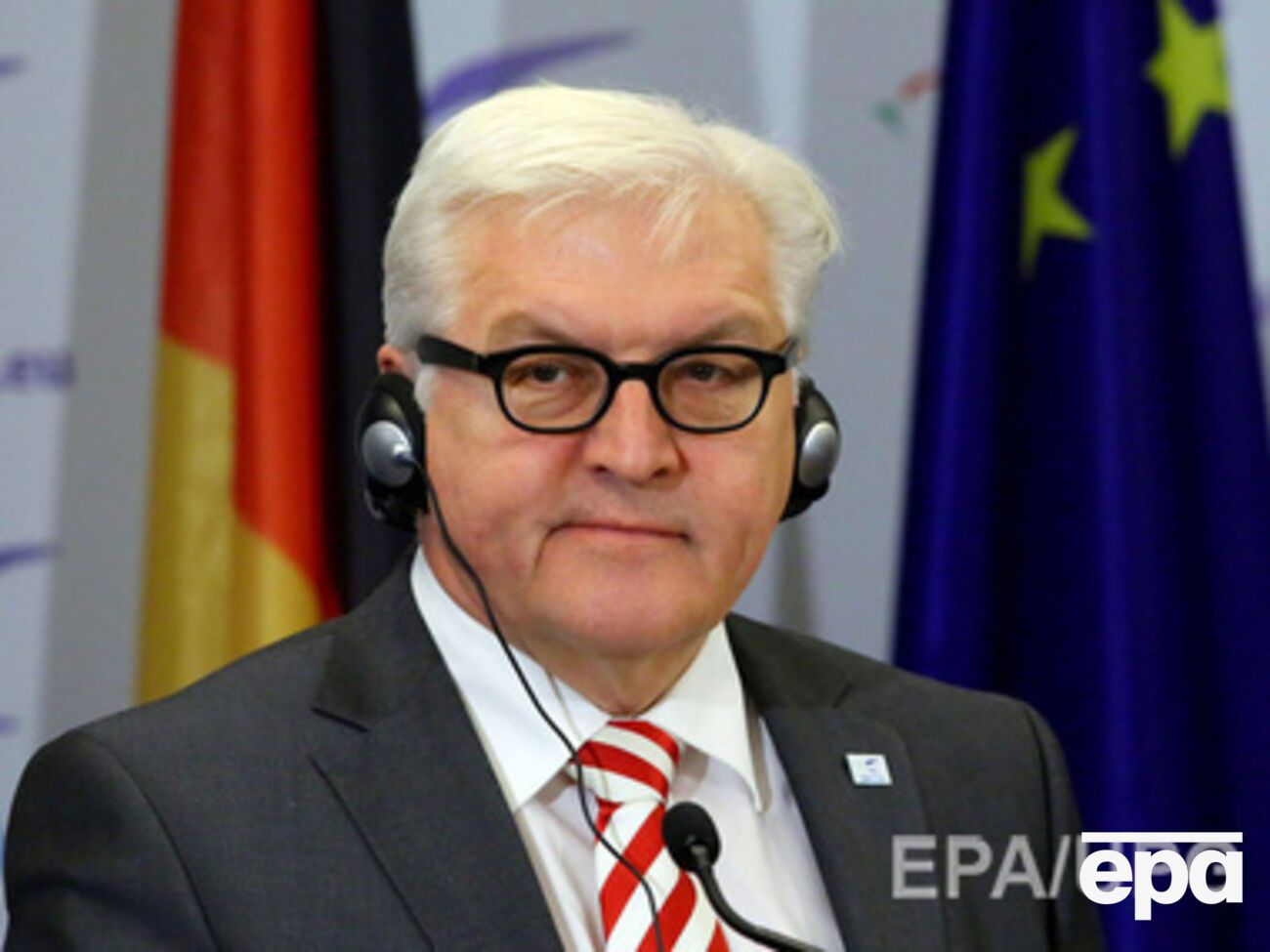 Штайнмайер призвал стороны конфликта на Донбассе к компромиссу