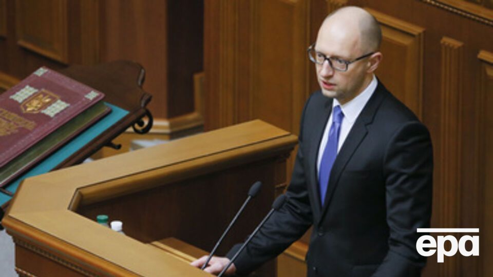 Яценюк хочет, чтобы всем в Украине было одинаково темно