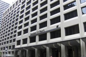 S&P предупреждает о возможном дефолте Украины