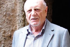 Александр Муратов: Когда партийное кумовство сопровождается откровенной глупостью, за дальнейшую судьбу страны становится просто боязно