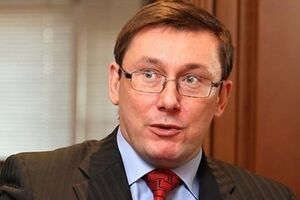 Луценко сообщил, что иностранцы уже подали прошения о смене гражданства