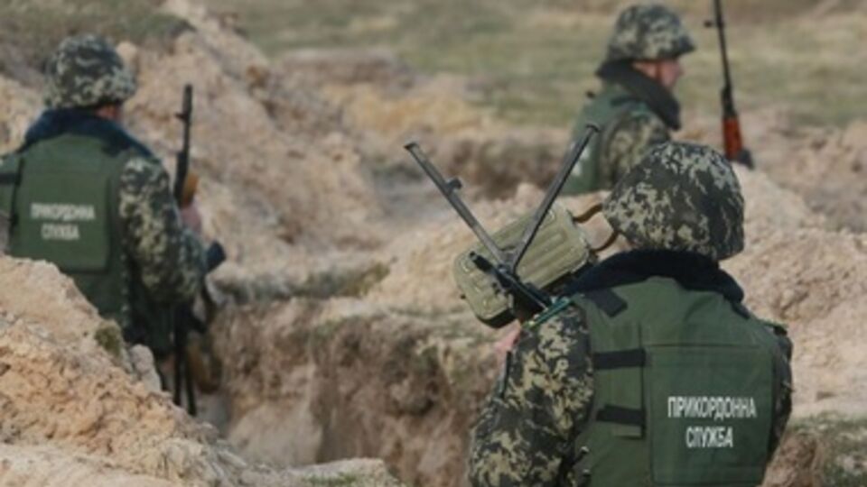 Пограничники обстреляли российский беспилотник