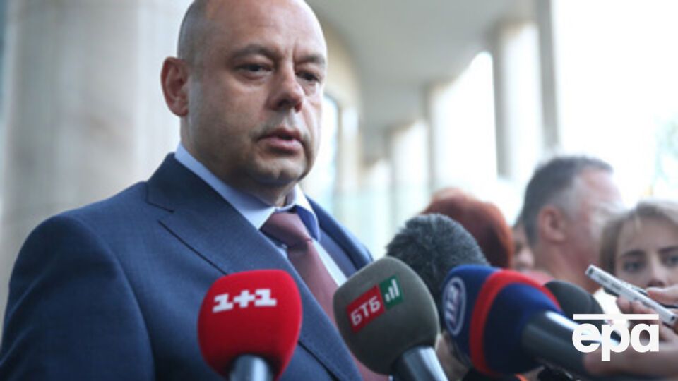 Юрий Продан сообщил, что между материковой Украиной и Крымом работает только одна высоковольтная линия