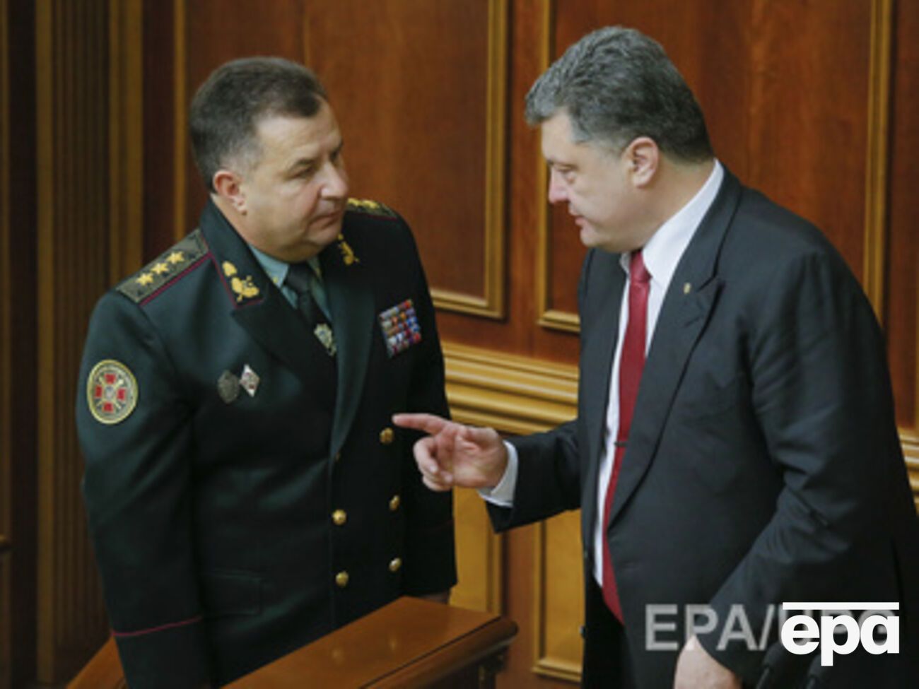 Порошенко хочет оставить на должностях минстров Полторака и Климкина