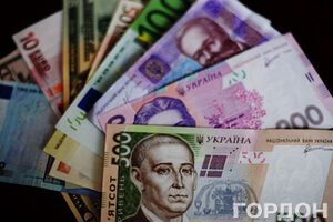 Кабмин планирует увеличить затраты на погашение госдолга за счет государственных займов, говорится в пояснительной записке