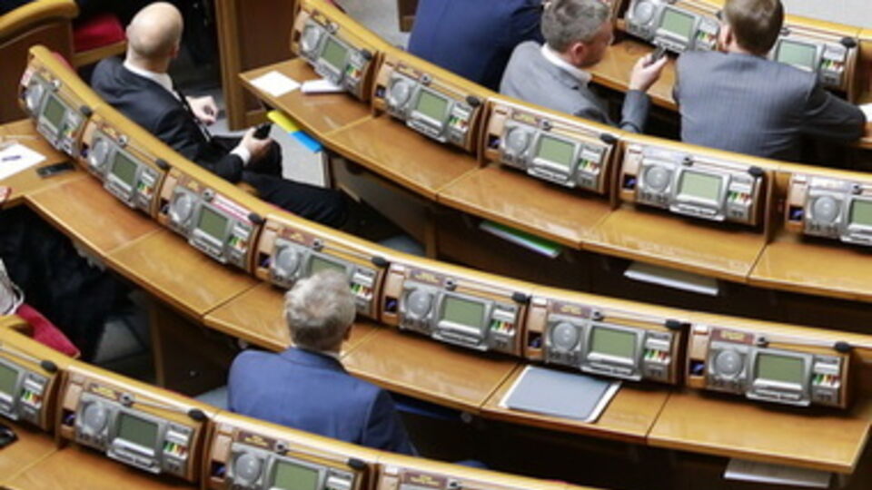 Рада предварительно поддержала новый Кабмин Яценюка