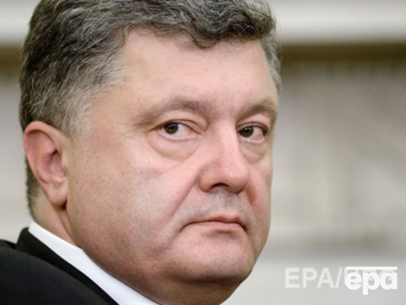 Порошенко предоставит гражданство защитникам Украины из других стран