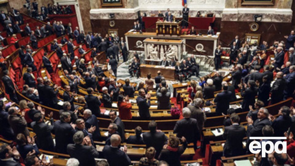 Французские парламентарии аплодируют по поводу признания Палестины