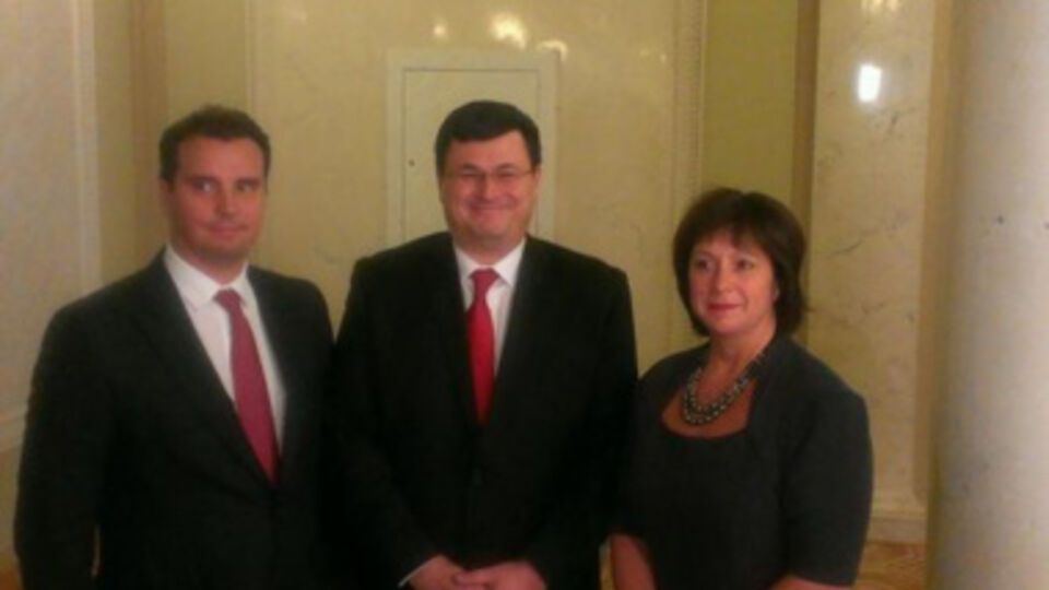 Министры-иностранцы ранее получили украинское гражданство