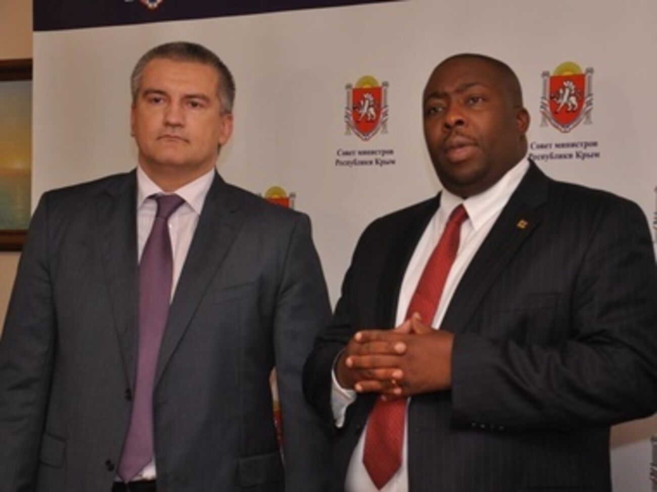 Сергей Аксенов и&nbsp;Сэйвиор Касукувере