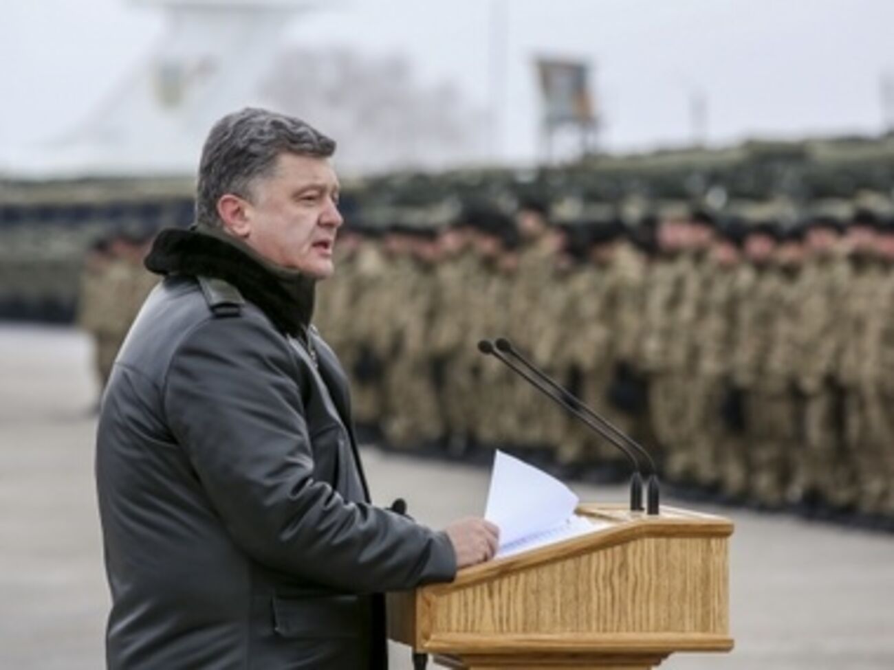 Порошенко анонсировал несколько этапов частичной мобилизации в 2015 году