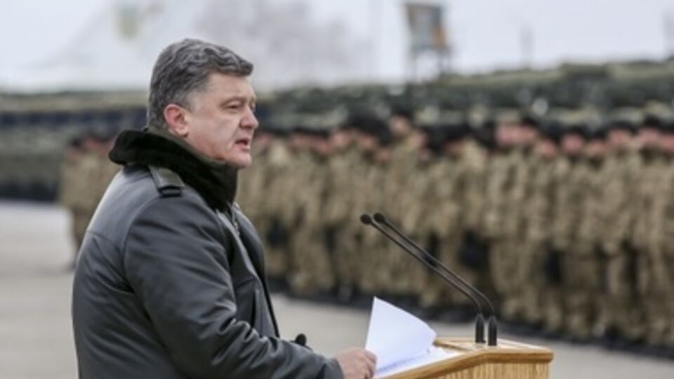 Порошенко анонсировал несколько этапов частичной мобилизации в 2015 году