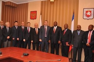 Борис Филатов: Ублюдок Аксенов гордится "государственным визитом"