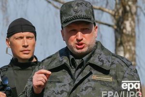 Турчинов: Для граждан с высшим образованием срок срочной службы составит один год