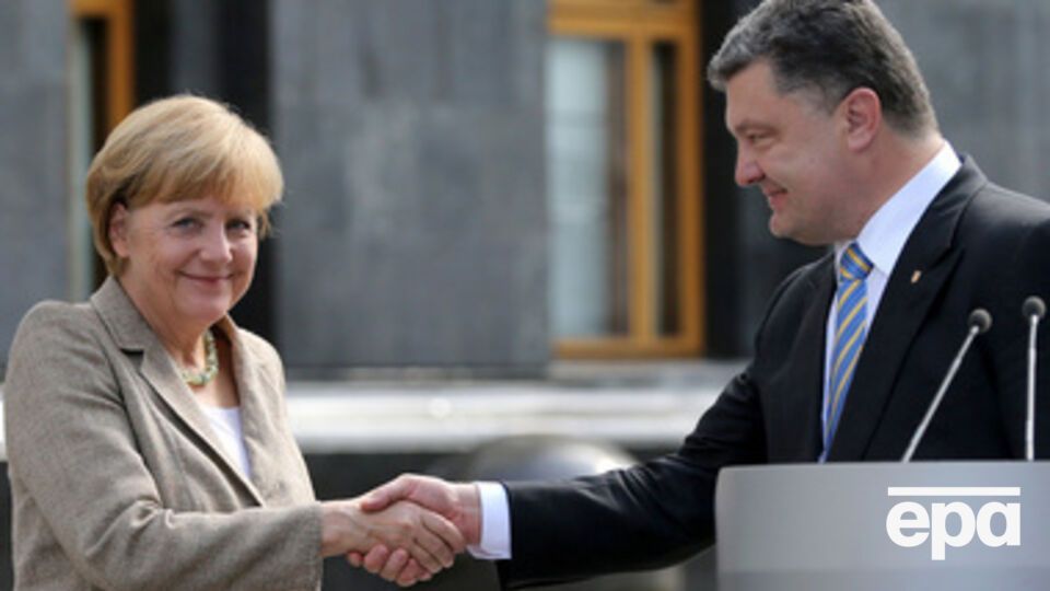 Порошенко и Меркель обсудили "украинский кризис"