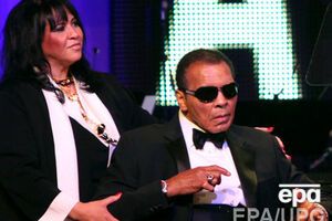 Легенда бокса 72-летний Мохаммед Али оказался на больничной койке с воспалением легких