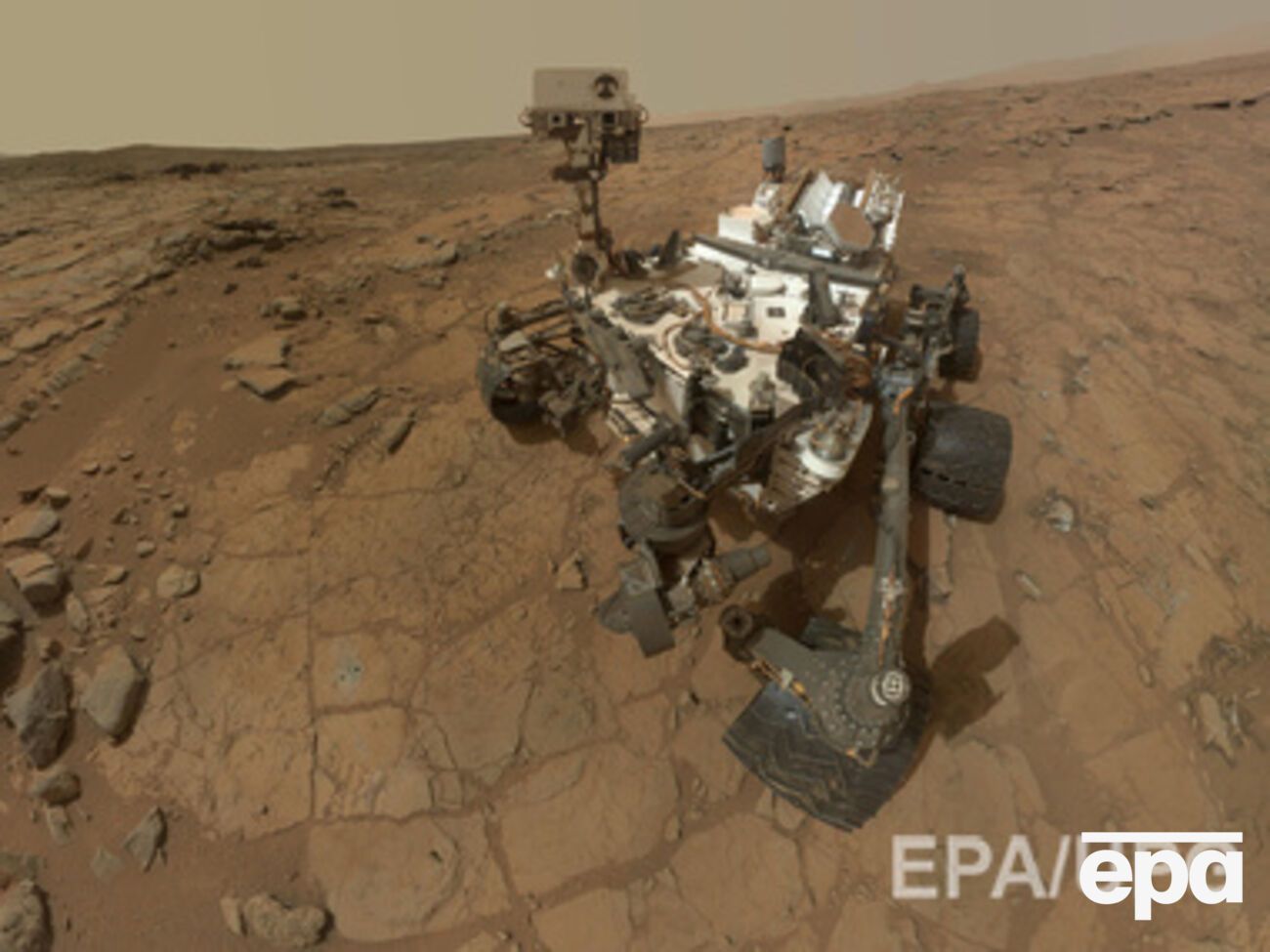 В метеоритах с Марса ученые нашли подтверждения, что на планете есть резервуар воды или льда недалеко от поверхности