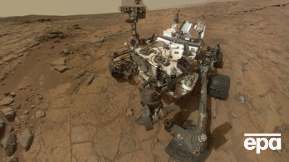 В метеоритах с Марса ученые нашли подтверждения, что на планете есть резервуар воды или льда недалеко от поверхности