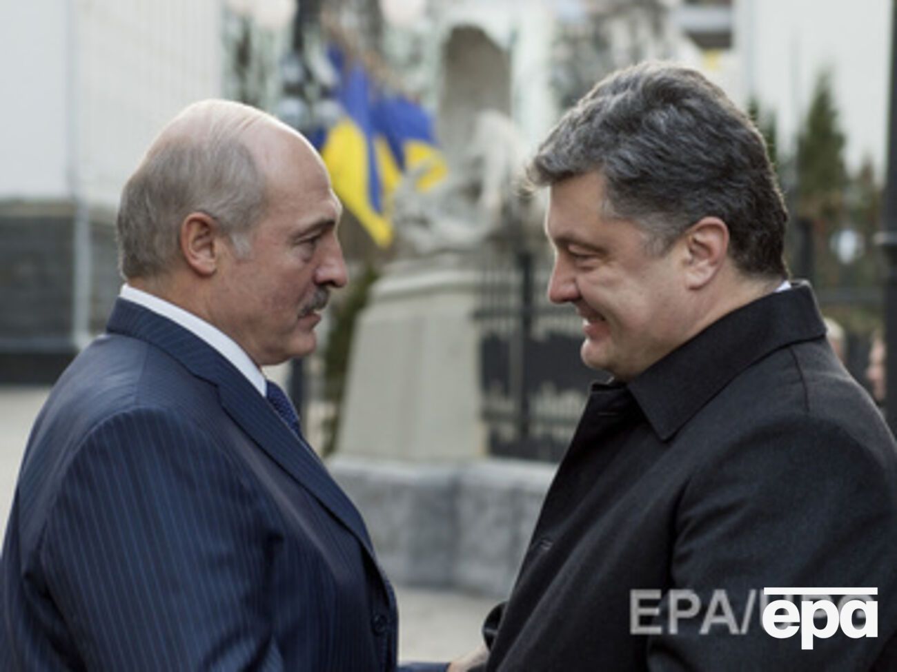 Порошенко поговорил с Лукашенко