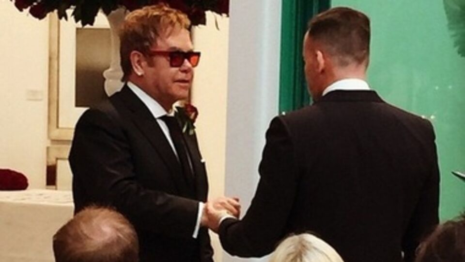 Знаменитый музыкант решил узаконить отношения