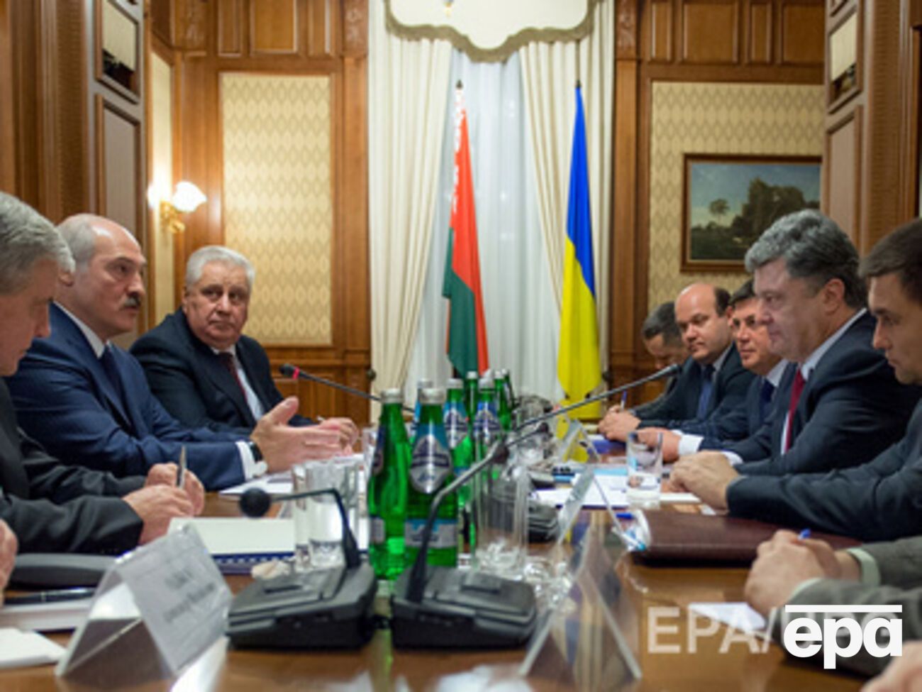 Лукашенко и Порошенко решили создать украинско-белорусский телеканал