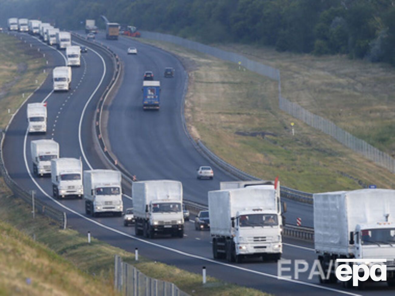 Россия создала комиссию, которая будет заниматься гуманитарной помощью Донбассу