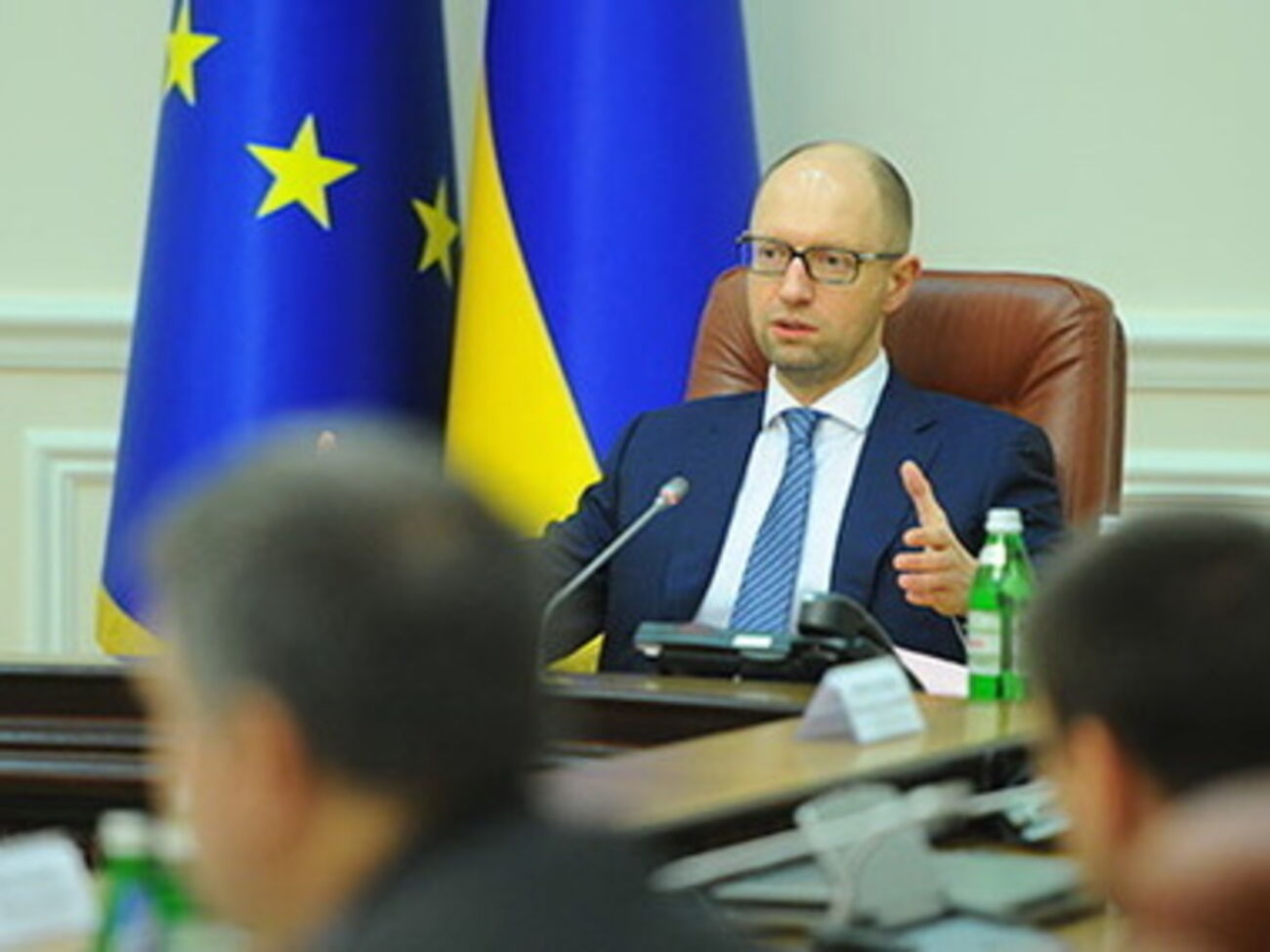 Премьер-министр надеется, что бизнес выйдет из тени