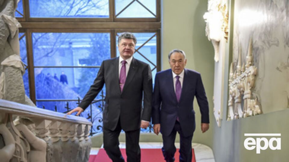 Назарбаев предложил Порошенко содействовать ускорению мирного процесса на Донбассе