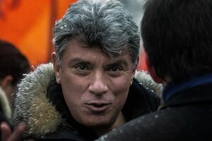 Немцов: Поддержка режима Лукашенко выглядит как мазохизм со стороны Путина