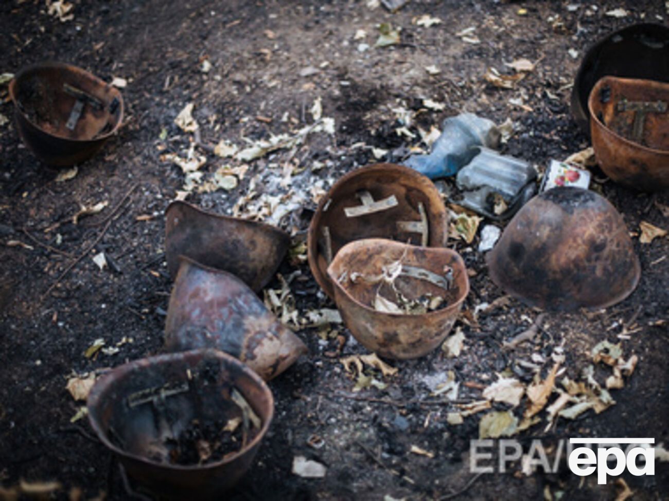 По данным Дмитрия Тымчука, в результате взрыва погибли до пяти человек, еще около 10 были ранены