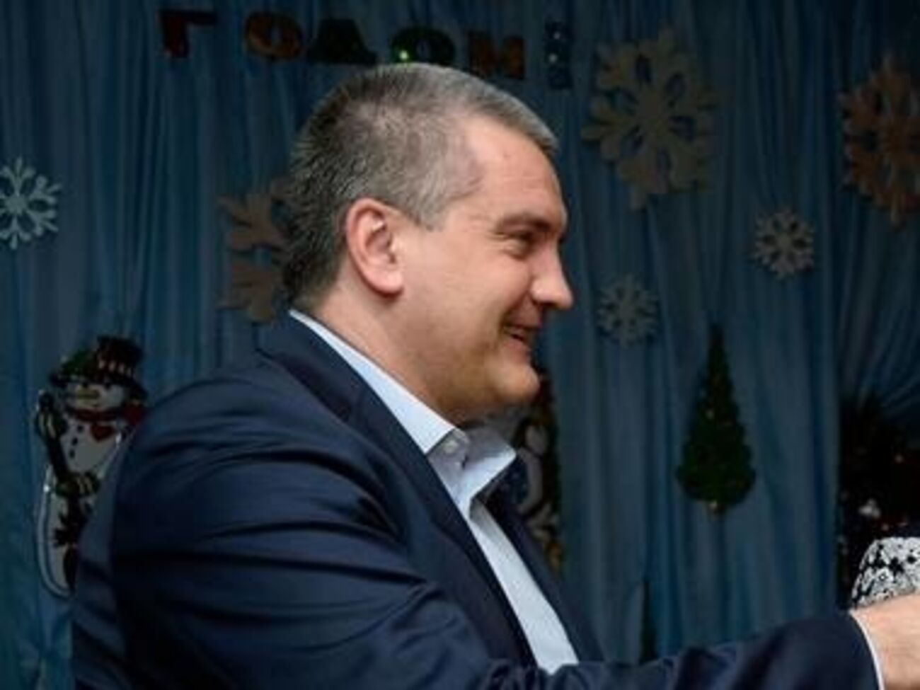 Аксенов заявил, что электричество в Крыму больше отключать не будут