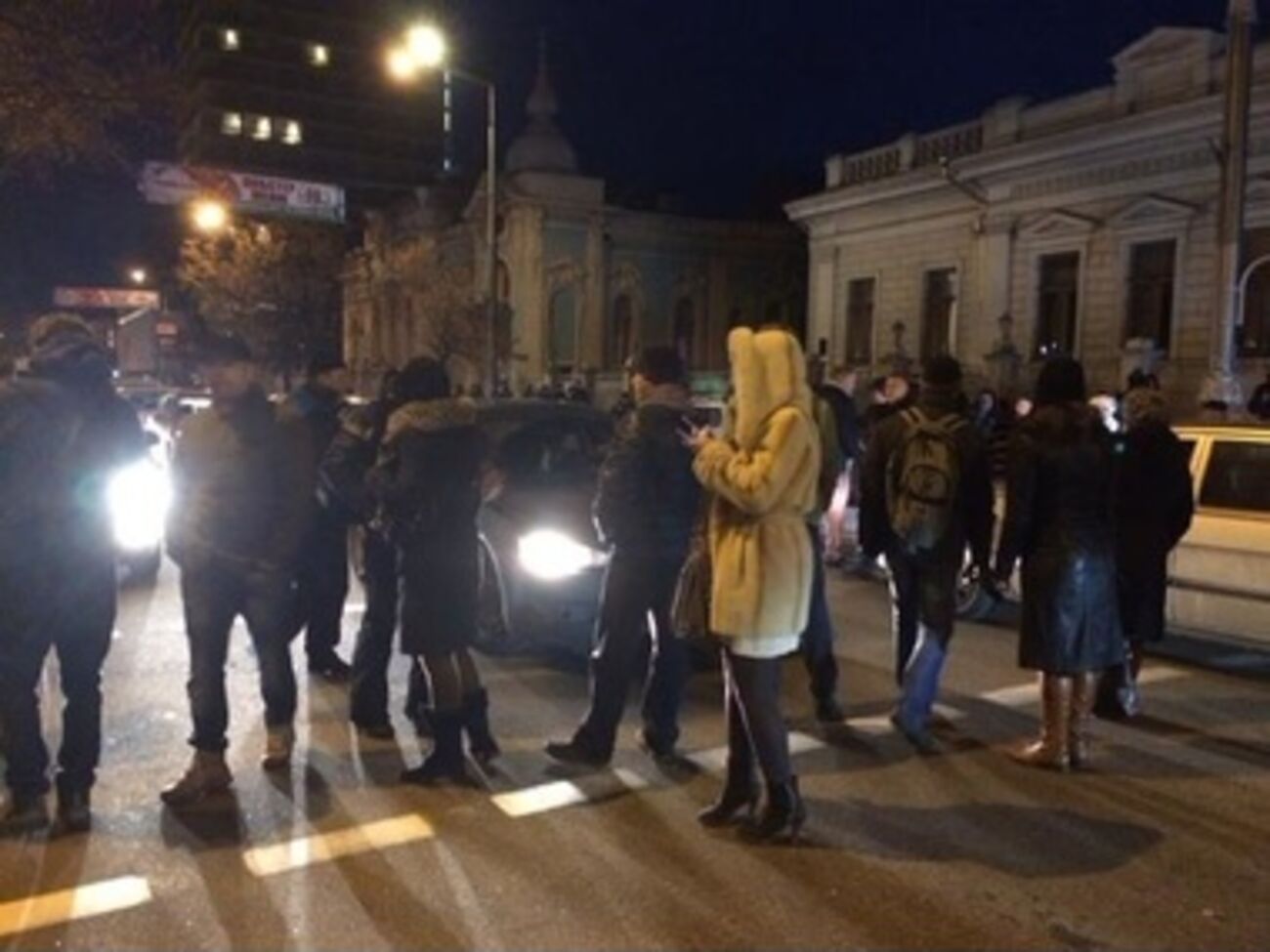 Митинг возле Рады продолжается